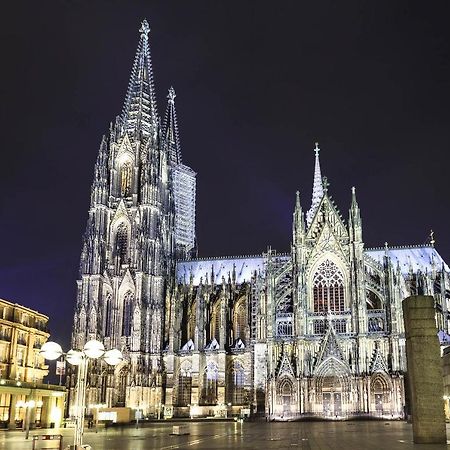 Neu Innenstadt Altstadt Apartment In Top Lage Von Koln Kültér fotó